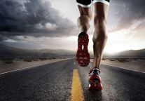 “爱·一起跑”金陵连锁酒店彩虹跑正式开跑