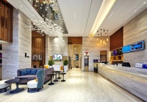 东呈首倡“小费打赏” 引领中国绅士风尚