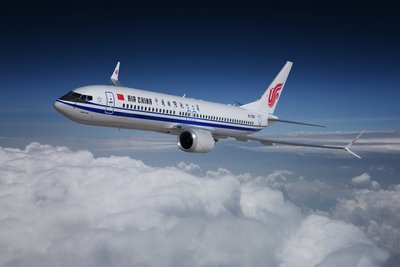 国航接收中国首架737 max