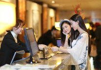 智慧科技呈现主题文化 君澜酒店集团荣获”2017最佳信息化应用奖”