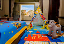 深耕亲子游 碧桂园凤凰酒店推出IP亲子房