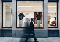 薛峰离职 万科泊寓35城的长租公寓梦1个半月就醒了?!