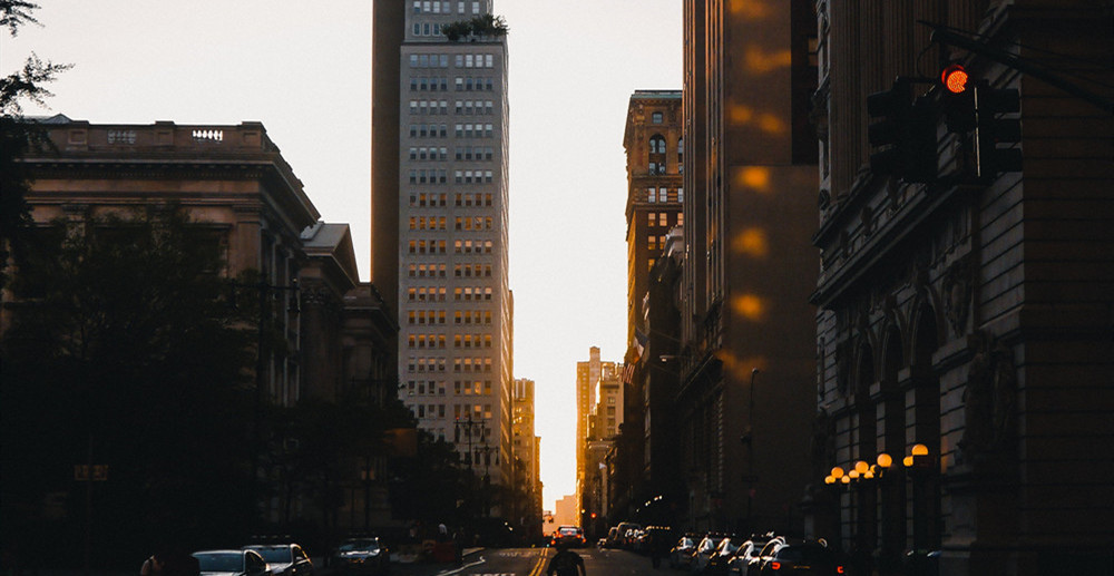 锦江、华住、首旅、希尔顿Q1财报背后,酒店业到底亏了多少?