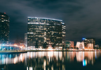 IHG宣布已获得新的融资，目前可用流动资金总额达到约20亿美元