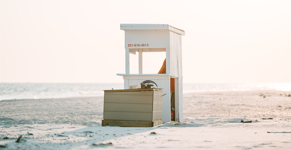 旅游业拼命加码五一,游客们在想啥?