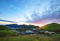 萍乡武功山景区:甜爱路上再添新景,七夕打卡新地标