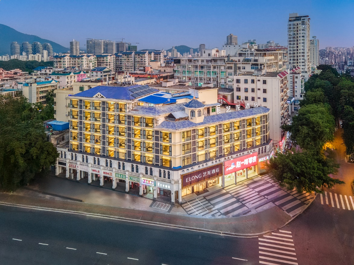 试营业连续18天满房,三亚首家艺龙酒店如何爆火?