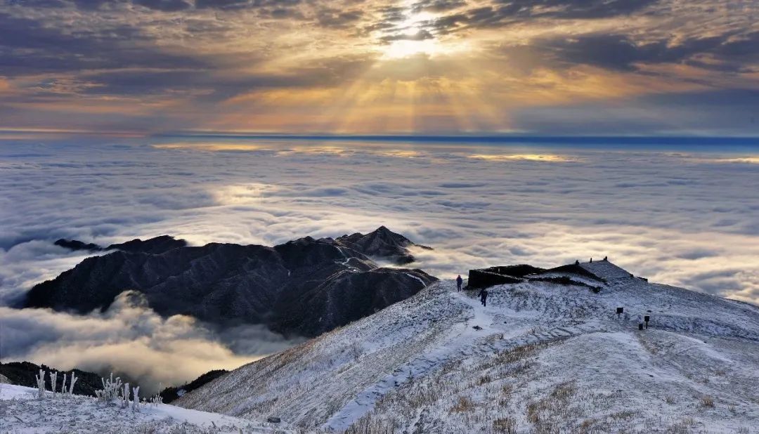 公主王子们,12月请一起上山赏雪吧!