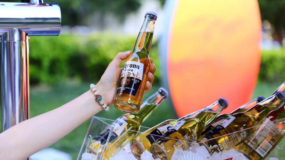 天津富力万达文华酒店啤酒花园启幕