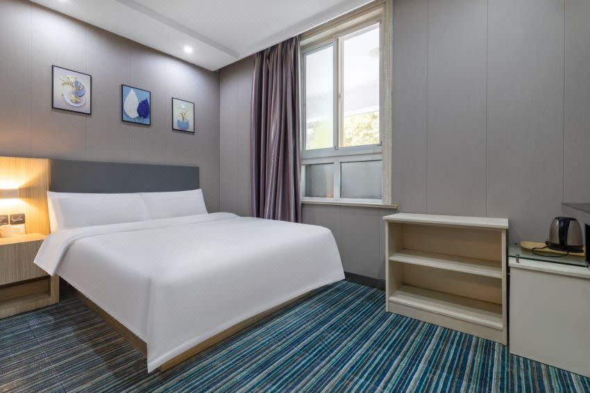 易佰酒店深圳北站世纪春城店:鹏城之旅的理想栖息地