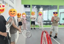金湖公寓与招商武汉城建未来中心联合举办趣味网球体验活动!来抓住夏天的尾巴
