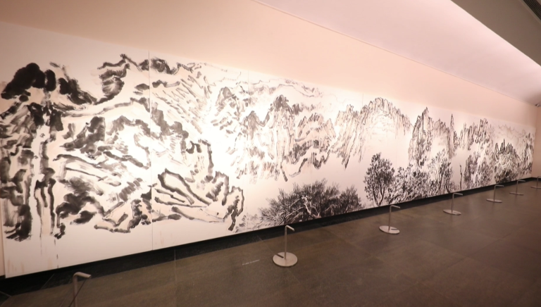 震撼!18米巨幅画卷!在广东品鉴明月山的美→