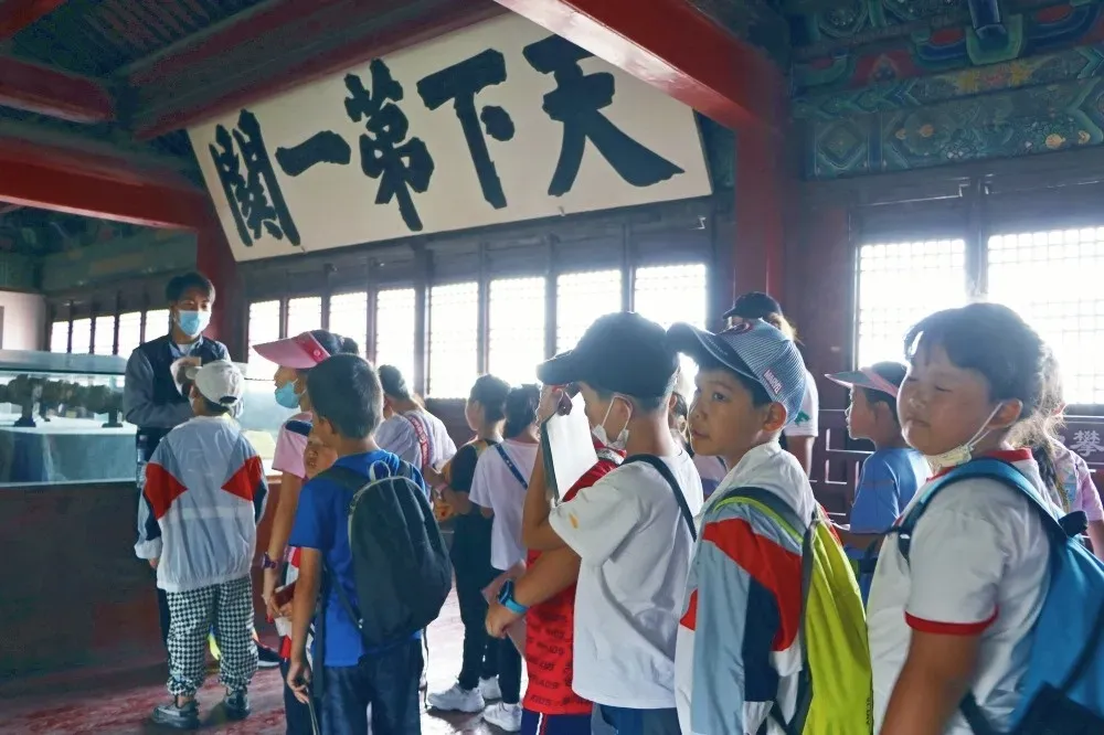 山海关景区上新研学产品亮相中小学(中国)研学产业发展联盟成立大会