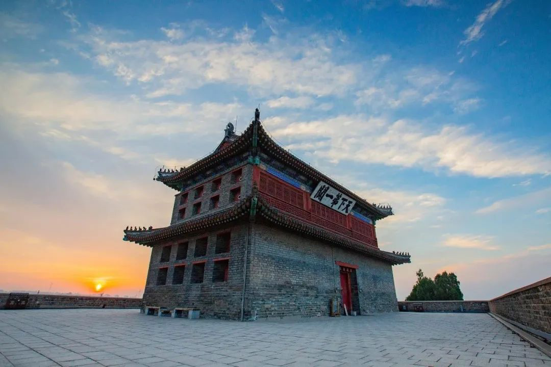 登长城、观日出、看冰海……山海关景区和冬天太搭了!