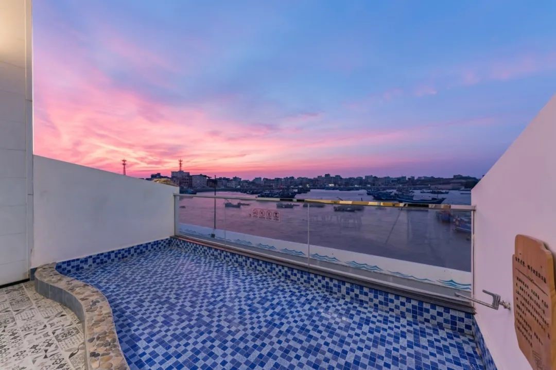 花筑民宿 | 半年不到,RevPAR劲增51%,好评霸榜竞圈,这家海景民宿凭什么?