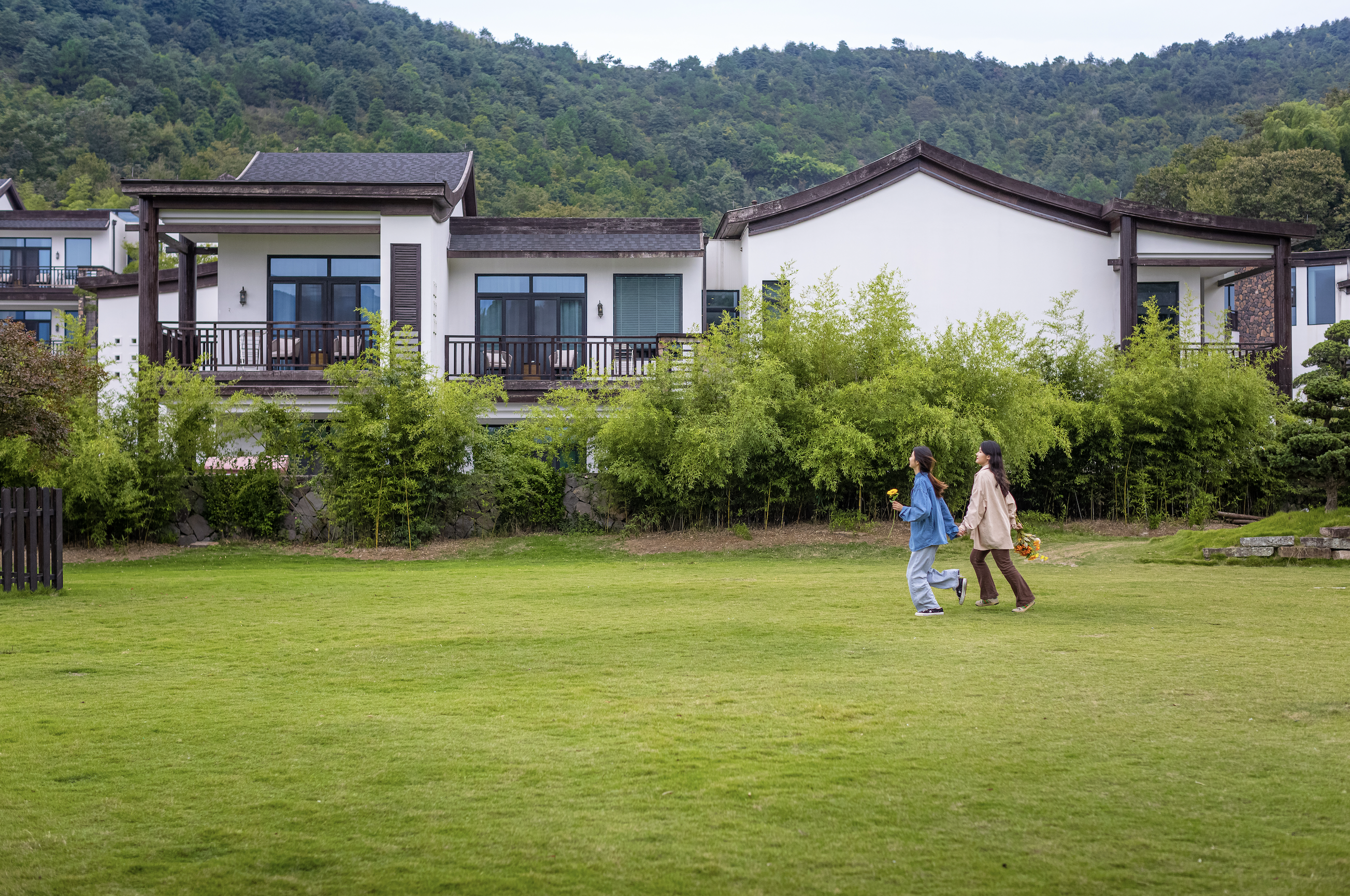 宁波东钱湖山水君澜度假酒店:融合产品逻辑与山水特色,铸就卓越度假目的地