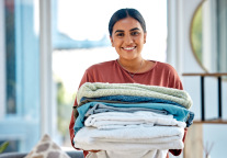 Airbnb爱彼迎发布2024年第四季度及全年财务业绩