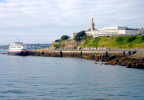 总金额达3.93亿元!天柱山镇举行Q3招商引资项目集中签约仪式,涉及民宿度假酒店项目