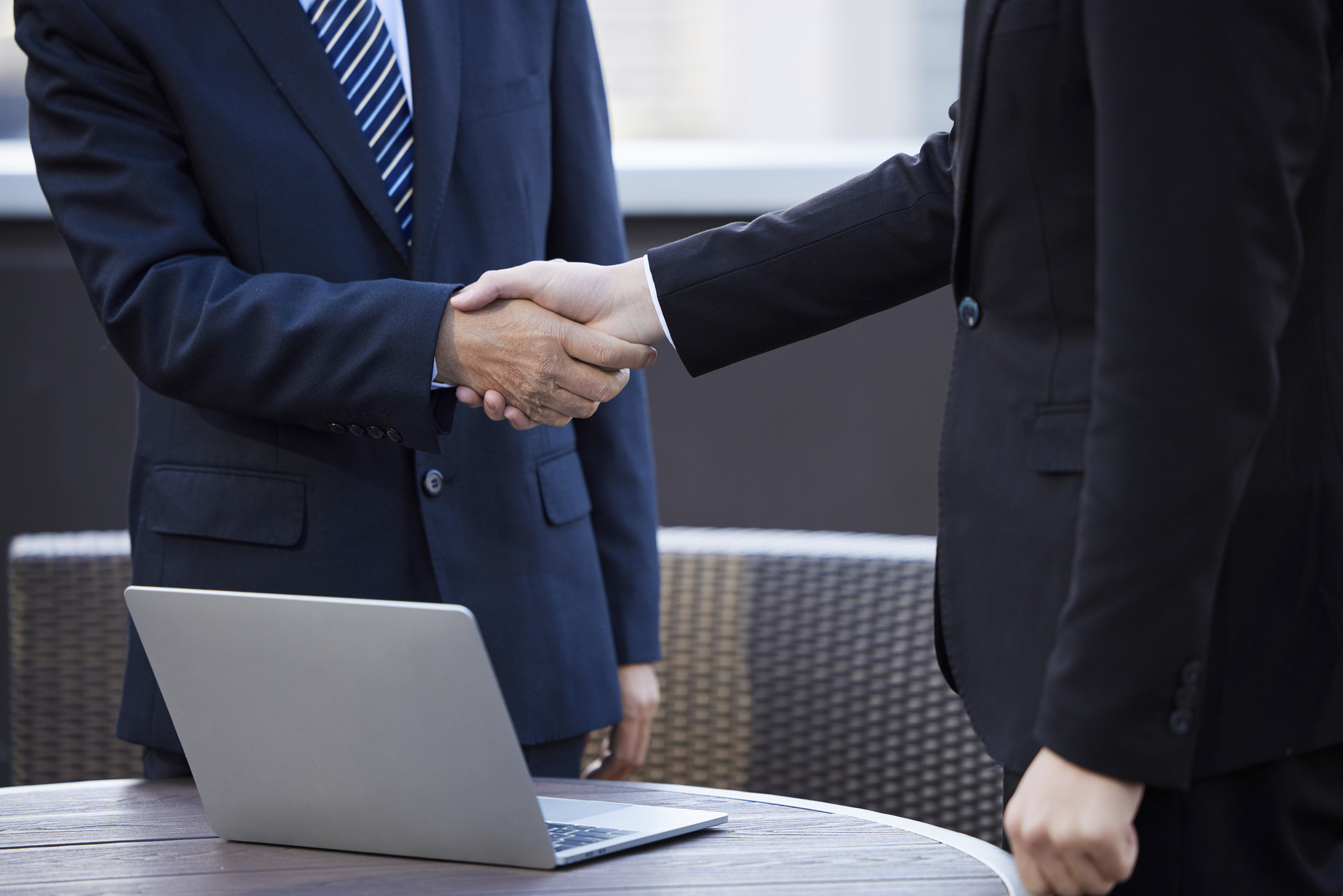 上海城投控股与东湖酒管公司签署酒店委托管理协议