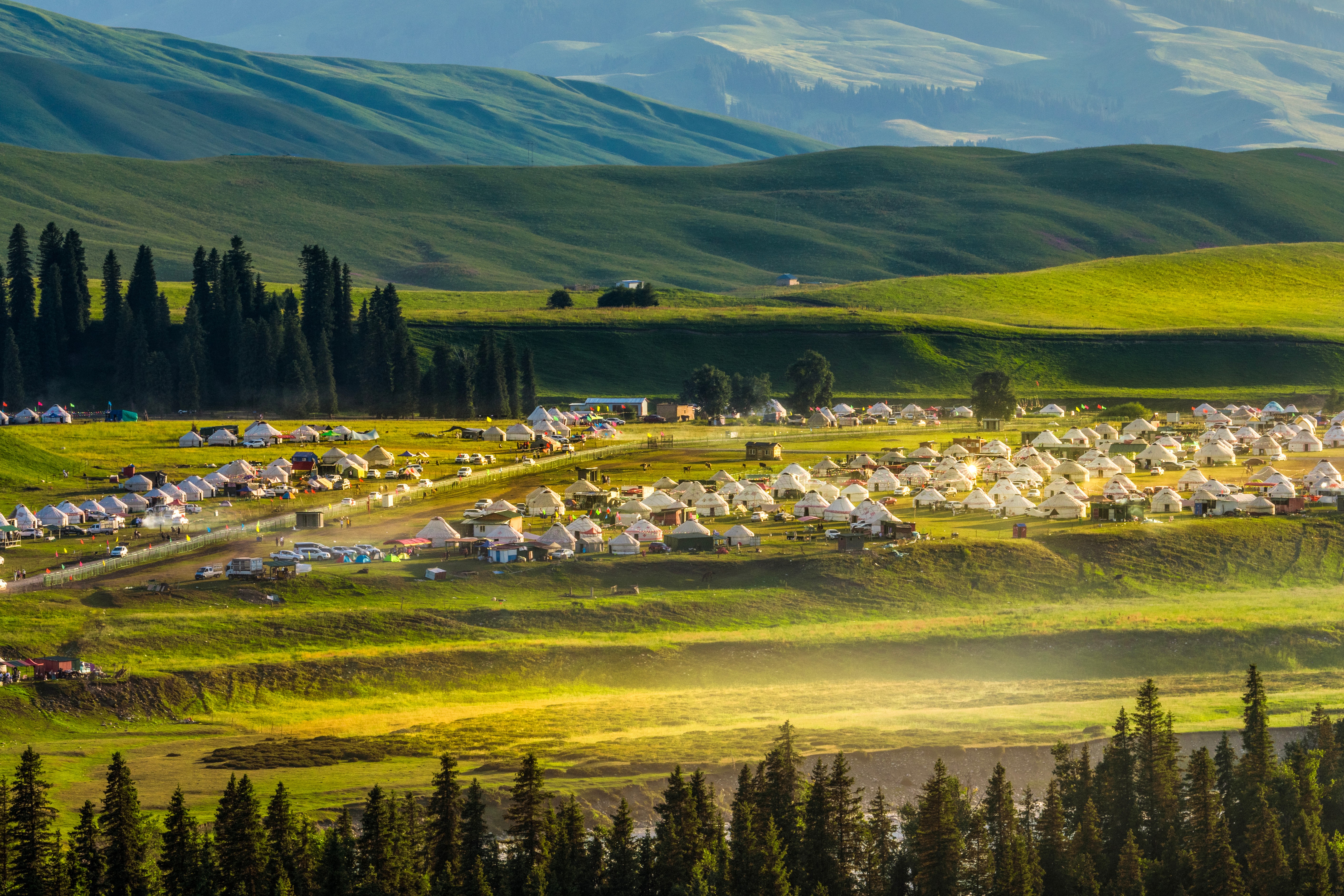 西藏旅游2025年上半年业绩扭亏,业务呈现多元发展态势