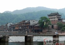 湘西凤凰古城体会那一低头的温柔