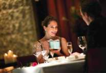 重庆洲际酒店推出情人节浪漫套餐