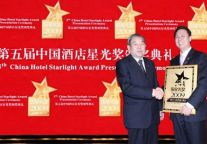 澳门星际酒店纵揽“金马”“星光”两项顶级荣耀