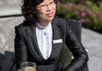 马小芹：女强人只要坚持 就能水到渠成