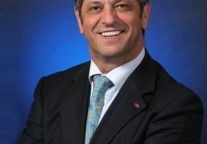 石泰乐任北京新云南皇冠假日酒店总经理