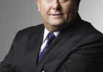 蒋伯乐任深圳蛇口希尔顿酒店总经理