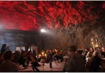 矿井酒店让顾客感受“洞穴人”的新奇刺激