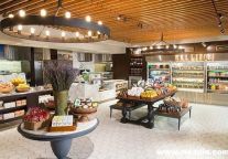 Dissecting The Latest Hotel Room Service Trends