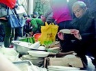 就餐率下降 一高档酒店甩卖锅碗瓢盆