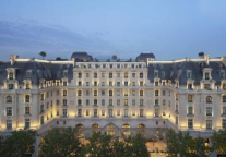The Peninsula Paris opens