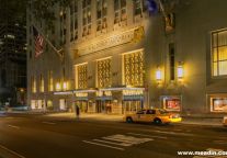 Chinese invest in 'trophy' hotels worldwide