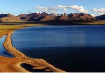 2014年Q1-Q3西藏旅游收入163.82亿元 