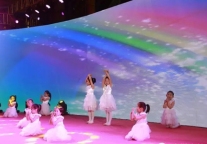 合肥融侨皇冠假日酒店助力残障儿童艺术梦想