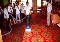 范建军：浅谈客房地毯的清洁保养