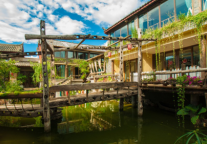 诗莉莉雪山观景——图腾中的往昔风情