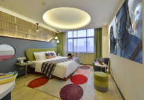 爸妈住哪儿别担心 有美豪酒店呢!