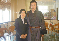 我也曾是服务员：与明星有关的日子