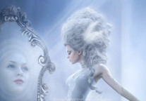 这面镜子在酒店浴室“施了魔法”