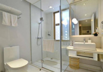 酒店浴室里“消失”的热水器