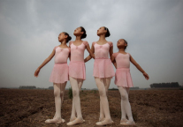 港中旅睿景酒店开启公益慈善之旅