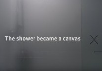 万豪酒店：从普通浴室门板到灵感画布的转变