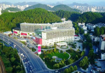 复华中国首家国际亲子度假酒店落地黄山