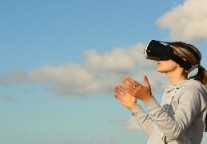 Merge推出新头显，小孩也能玩VR
