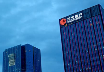纪海鹏辞任龙光地产行政总裁 由弟弟纪建德接任