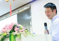不在其位仍善谋其事:携程梁建章谈创业、国家和时代