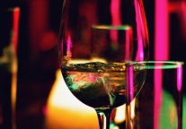 向高端市场转型 美国一酒店公司更名